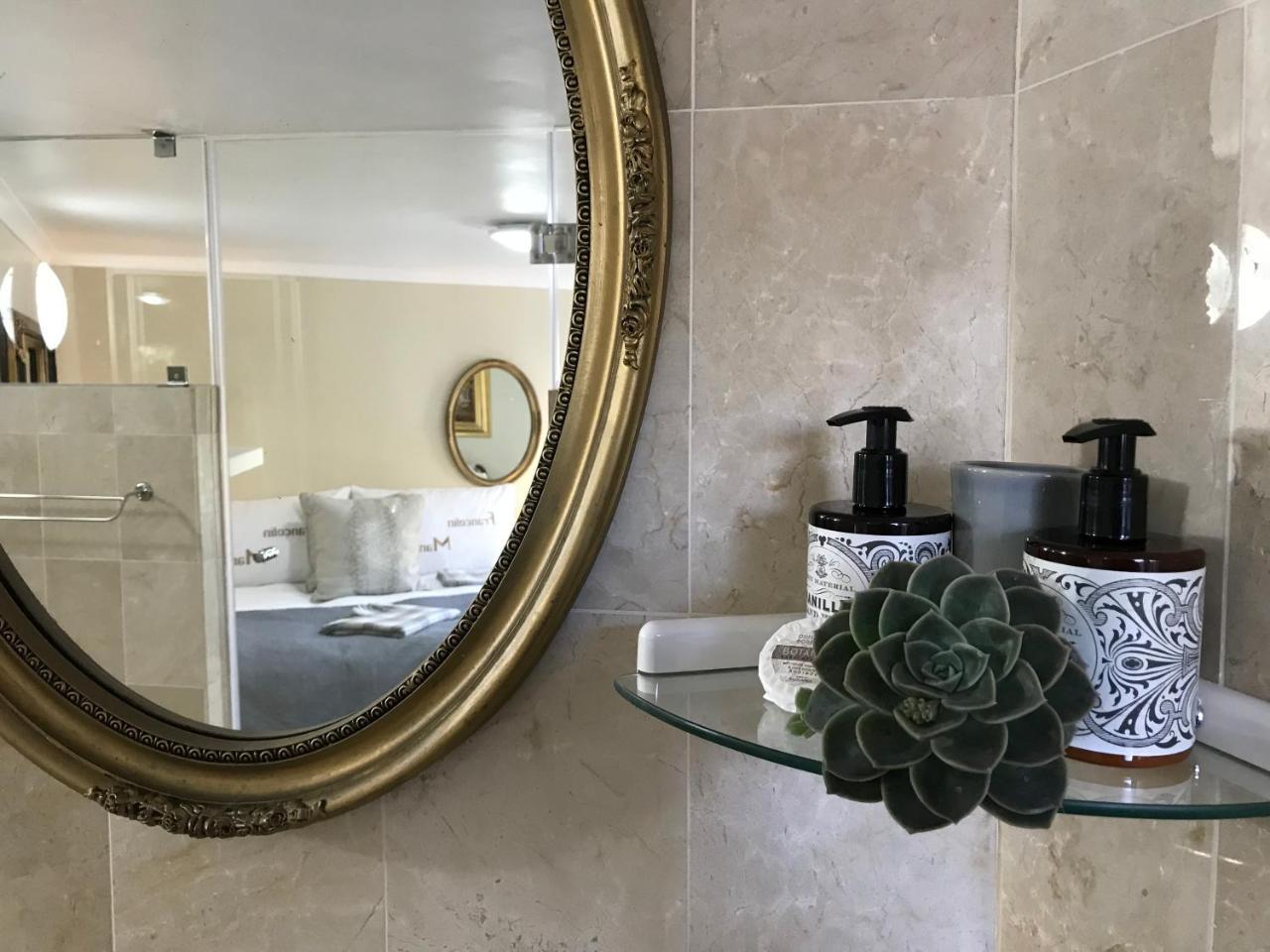 مبيت وإفطار هيرمانوس Francolin Manor المظهر الخارجي الصورة